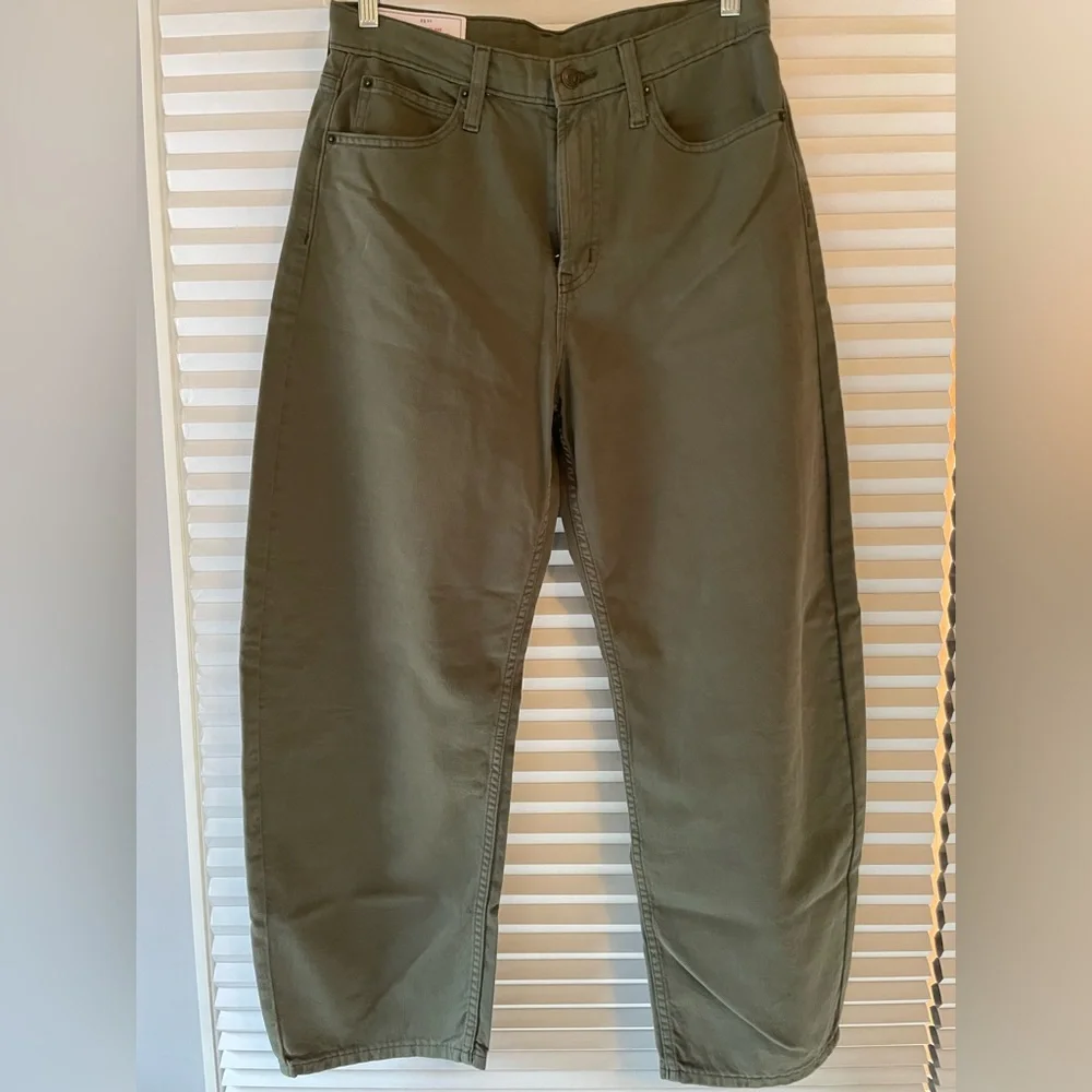 GAP Barrel High Rise Pants Olive - Picture 2 of 4